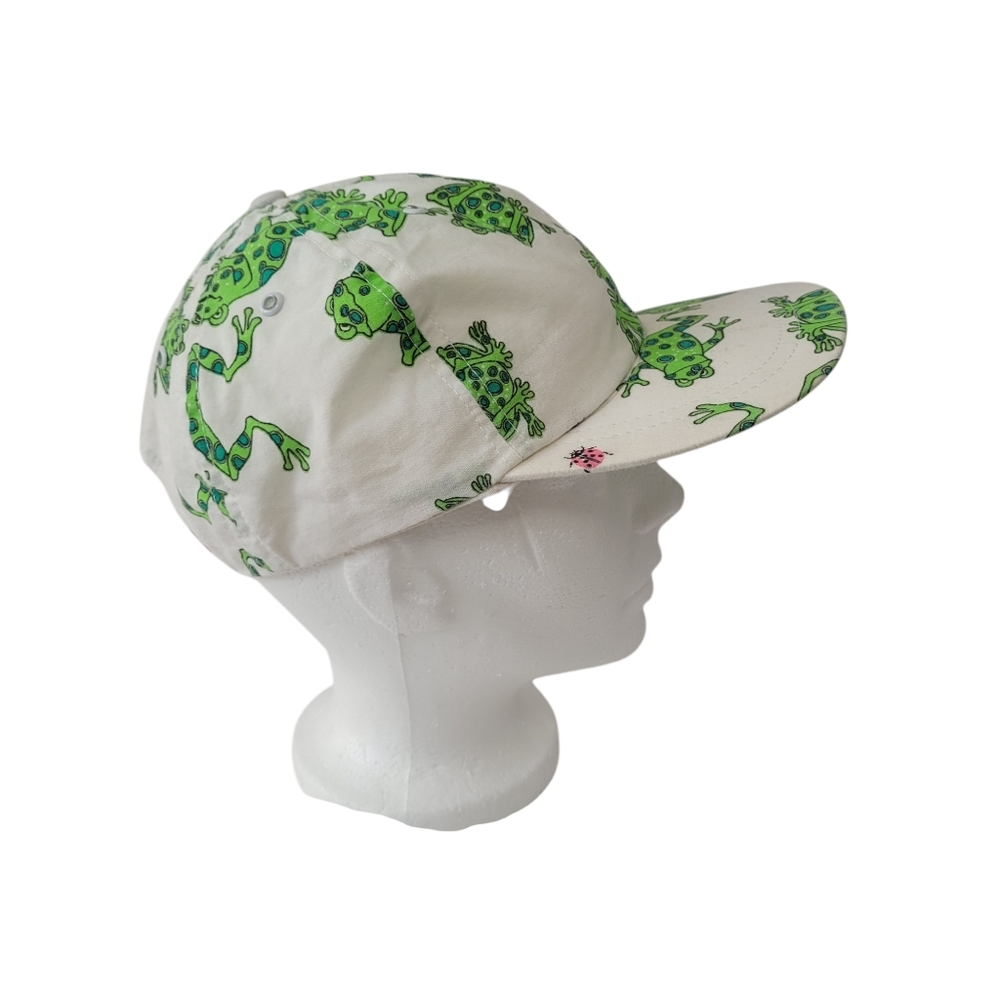 Hatley Canada green and white frog Print hat